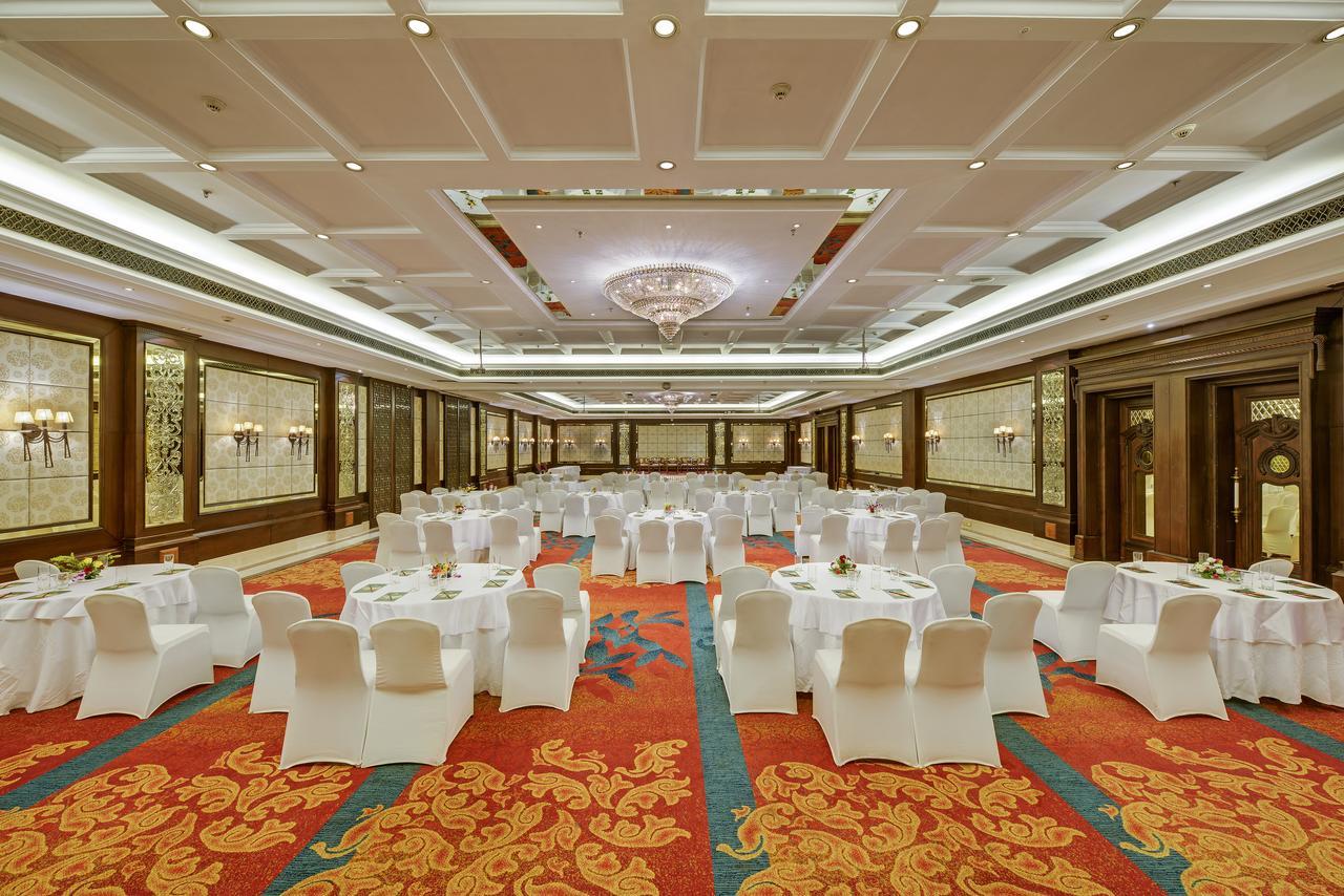 Mayfair Convention Бхубанешвара Экстерьер фото