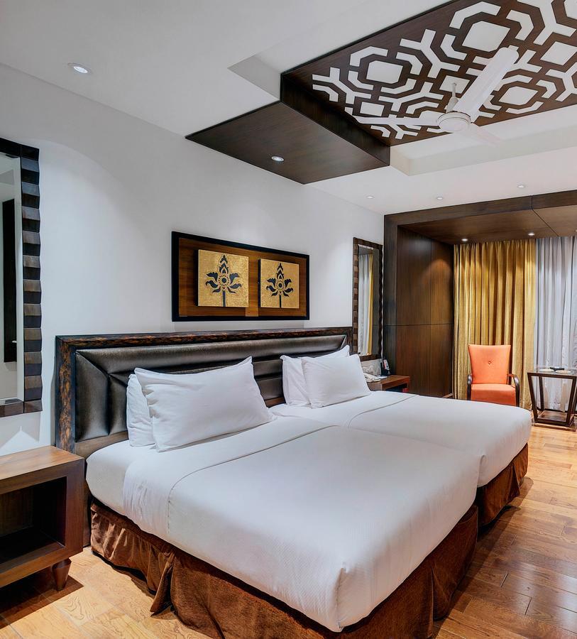 Mayfair Convention Бхубанешвара Экстерьер фото
