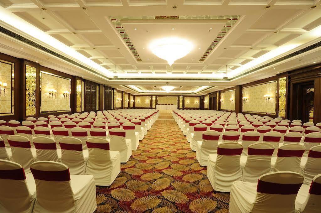 Mayfair Convention Бхубанешвара Экстерьер фото
