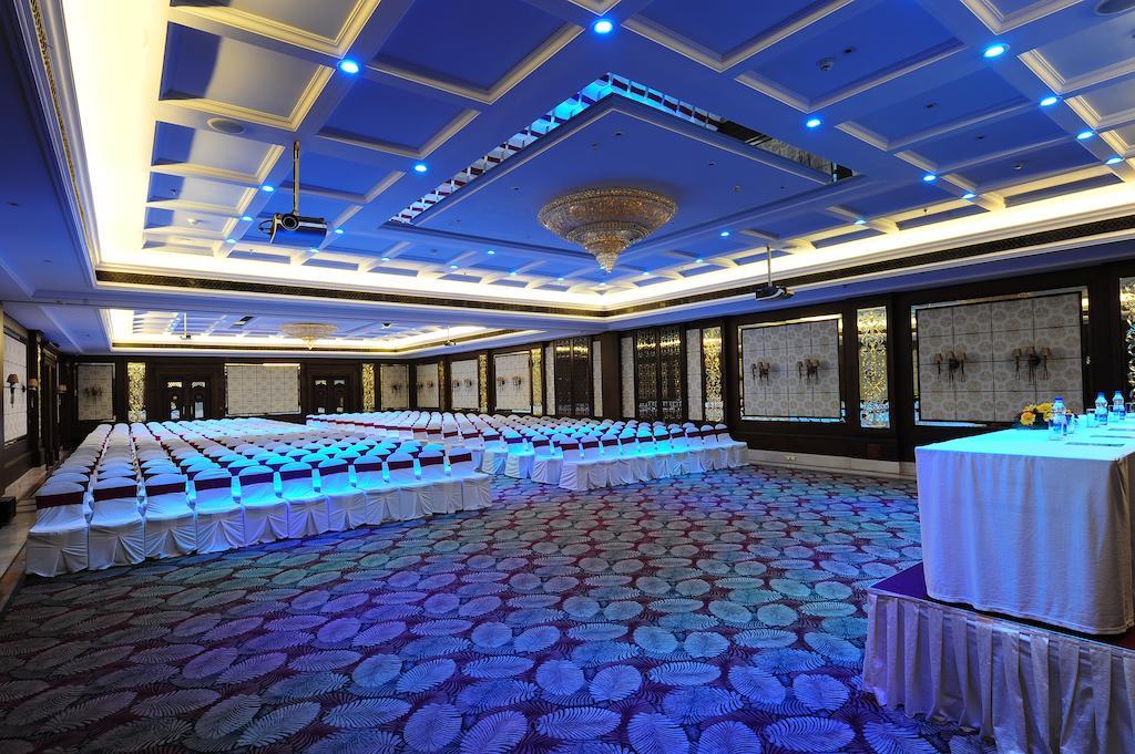 Mayfair Convention Бхубанешвара Экстерьер фото