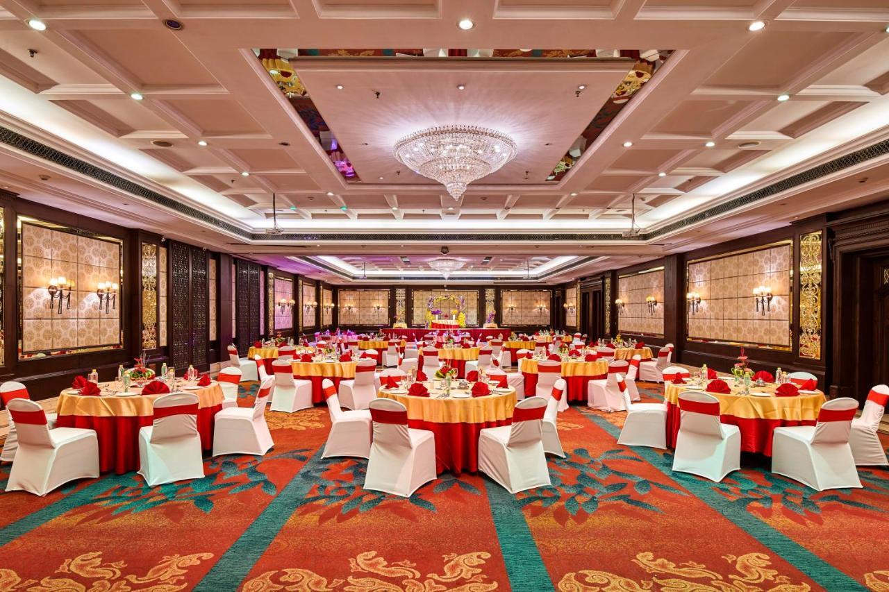 Mayfair Convention Бхубанешвара Экстерьер фото